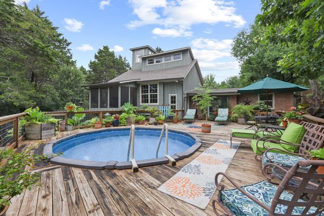 39 Windsor Drive, Pottsboro, TX 75076