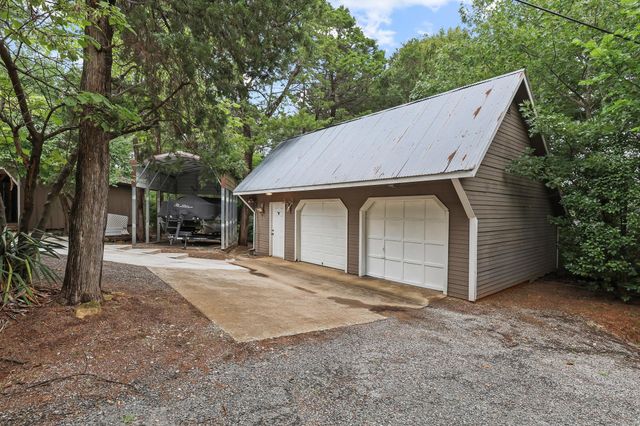 39 Windsor Drive, Pottsboro, TX 75076