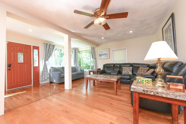 22 Ash Street, Wareham, MA 02571