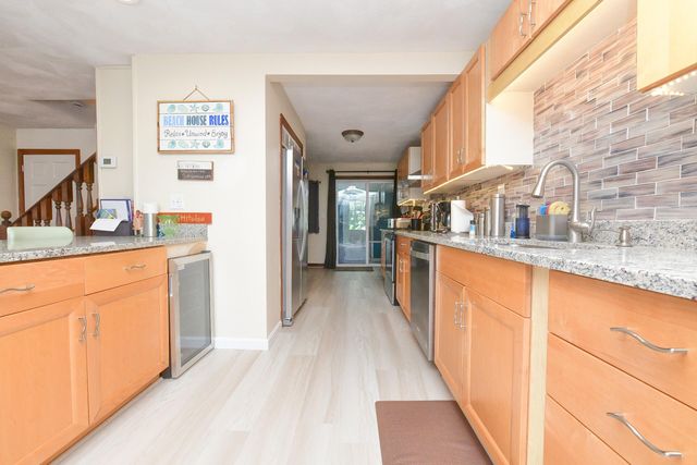 22 Ash Street, Wareham, MA 02571