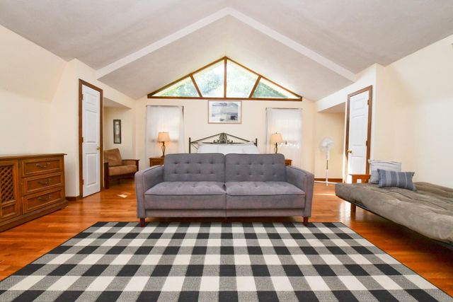 22 Ash Street, Wareham, MA 02571