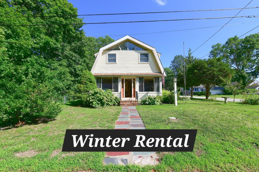 22 Ash Street, Wareham, MA 02571