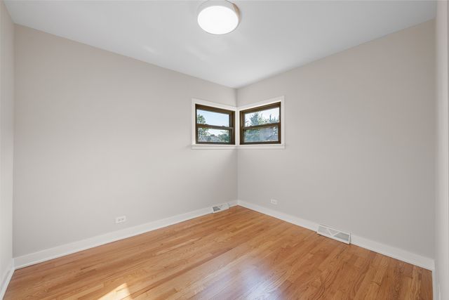 1505 W Euclid Avenue, Arlington Heights, IL 60005