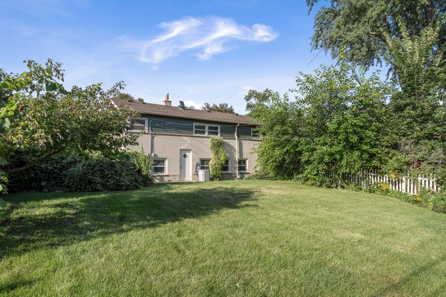 1505 W Euclid Avenue, Arlington Heights, IL 60005