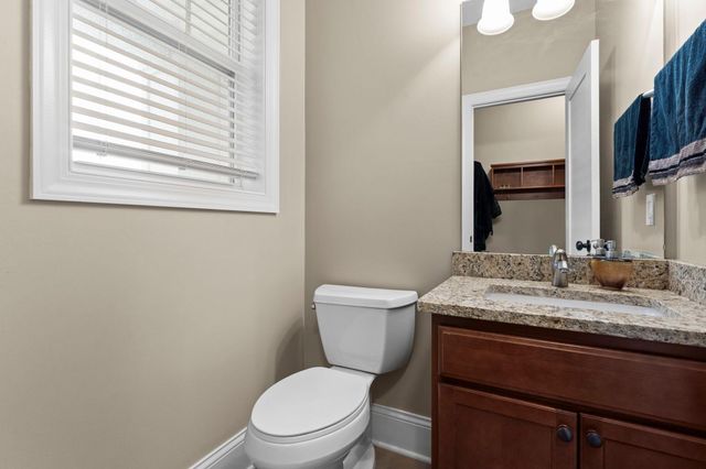 3810 Wilds Ridge NW, Prior Lake, MN 55372