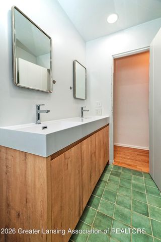 4721 Ottawa Drive, Okemos, MI 48864