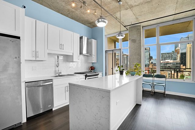 50 E 16th Street 1102, Chicago, IL 60616