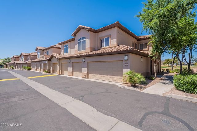 7134 E Lobo Avenue, Mesa, AZ 85209