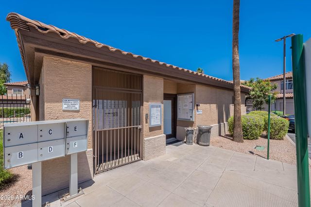 7134 E Lobo Avenue, Mesa, AZ 85209