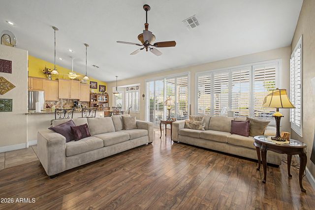 7134 E Lobo Avenue, Mesa, AZ 85209