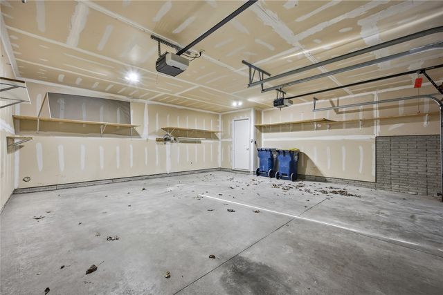 1224 Litchfield Drive B, Hiawatha, IA 52233