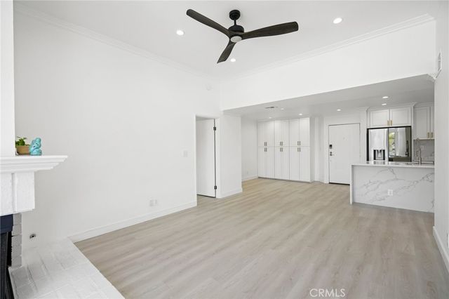 7800 Topanga Canyon Boulevard 313, Canoga Park, CA 91304