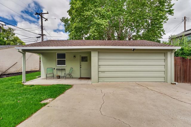 2760 Muir Way, Sacramento, CA 95818