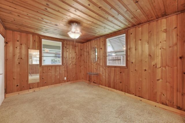 2760 Muir Way, Sacramento, CA 95818