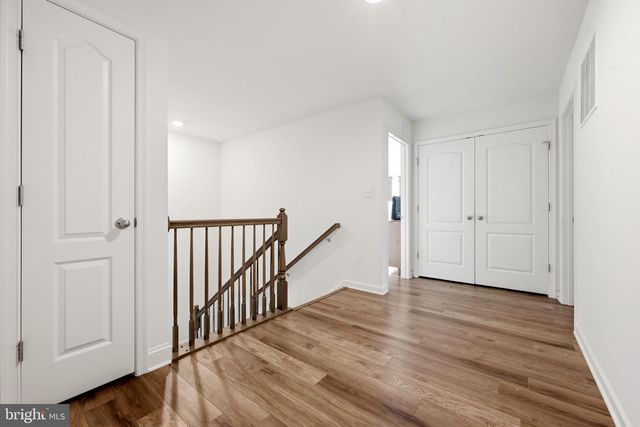 215 UPPERVILLE DR, Stephens City, VA 22655