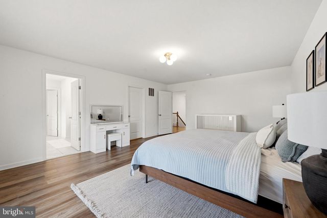 215 UPPERVILLE DR, Stephens City, VA 22655