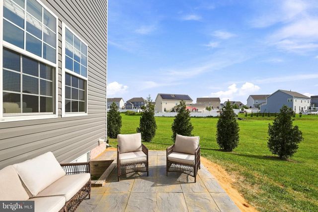 215 UPPERVILLE DR, Stephens City, VA 22655