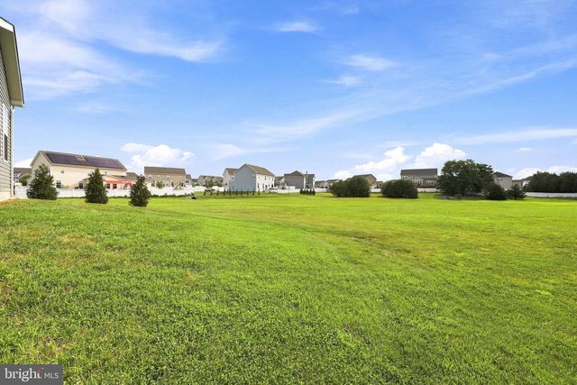 215 UPPERVILLE DR, Stephens City, VA 22655