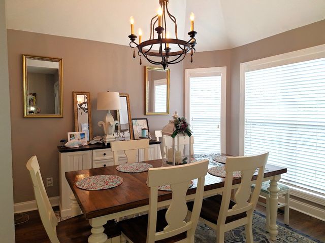 131 Charlotte Dr, Winchester, TN 37398