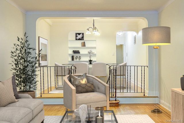 76-35 113th Street 1A, Forest Hills, NY 11375