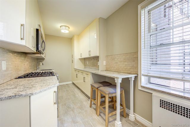 76-35 113th Street 1A, Forest Hills, NY 11375