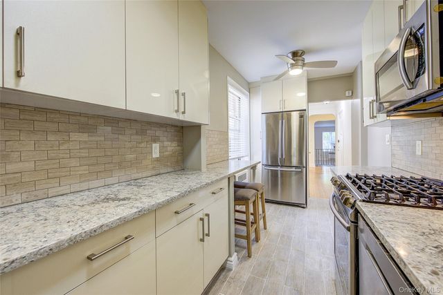 76-35 113th Street 1A, Forest Hills, NY 11375