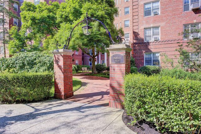76-35 113th Street 1A, Forest Hills, NY 11375