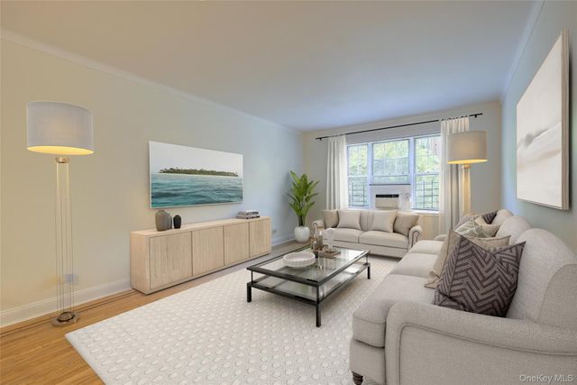 76-35 113th Street 1A, Forest Hills, NY 11375
