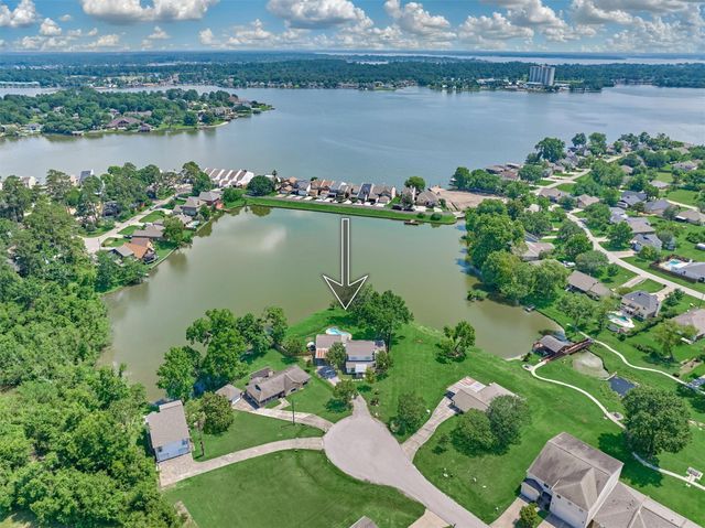 438 Lazy Lane, Montgomery, TX 77356