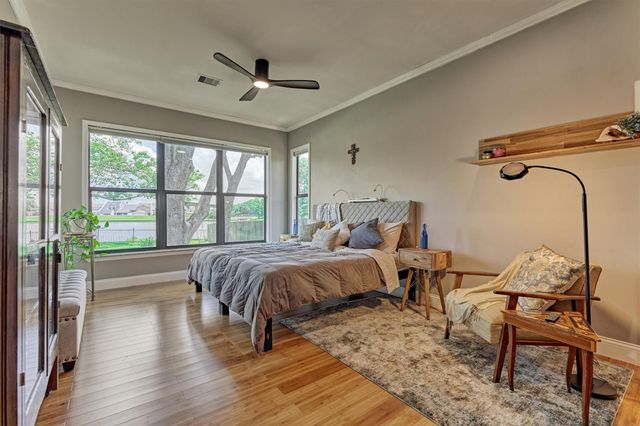 438 Lazy Lane, Montgomery, TX 77356
