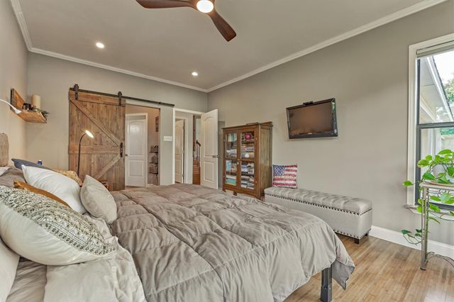 438 Lazy Lane, Montgomery, TX 77356