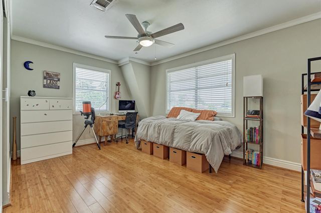 438 Lazy Lane, Montgomery, TX 77356