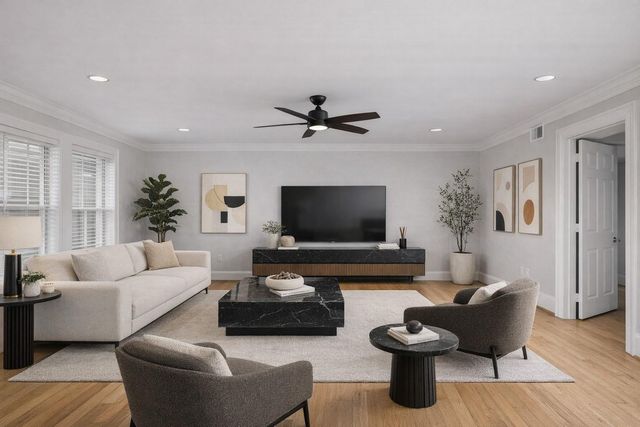 1621 Heights Boulevard 3, Houston, TX 77008