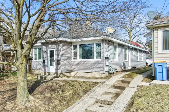 1714 Eastern Avenue, Grand Rapids, MI 49507