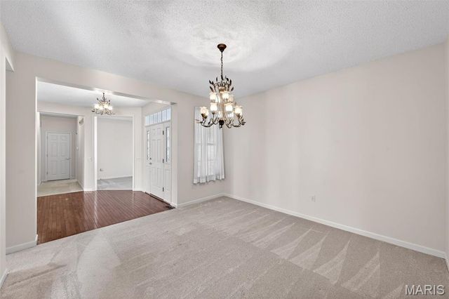 2098 Hawks Landing Drive S, Lake St Louis, MO 63367