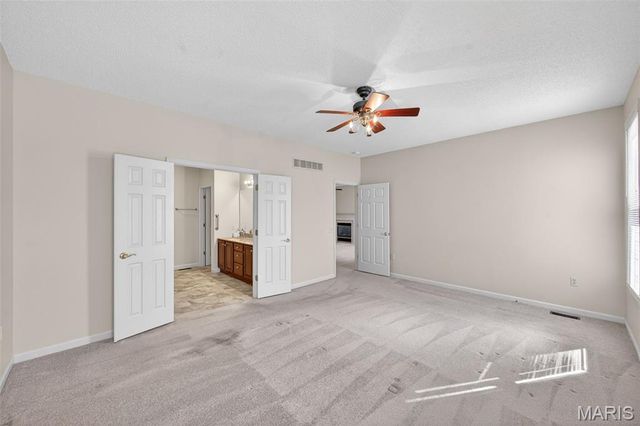 2098 Hawks Landing Drive S, Lake St Louis, MO 63367