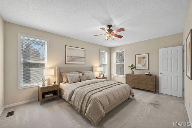 2098 Hawks Landing Drive S, Lake St Louis, MO 63367