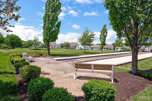 2098 Hawks Landing Drive S, Lake St Louis, MO 63367