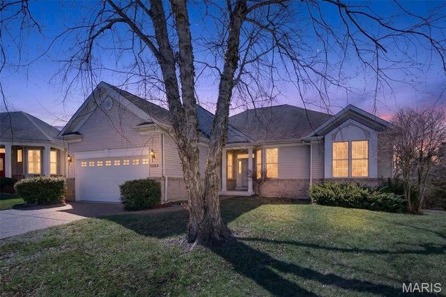 2098 Hawks Landing Drive S, Lake St Louis, MO 63367