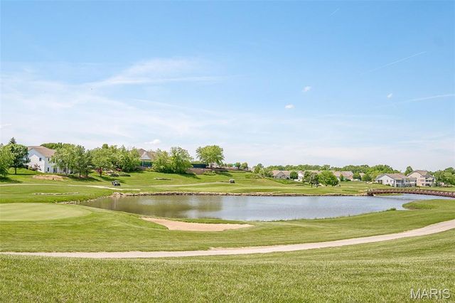 2098 Hawks Landing Drive S, Lake St Louis, MO 63367
