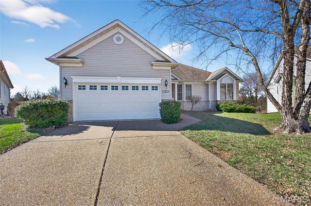 2098 Hawks Landing Drive S, Lake St Louis, MO 63367