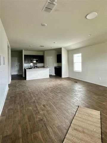 941 Armadillo DR, Seguin, TX 78155