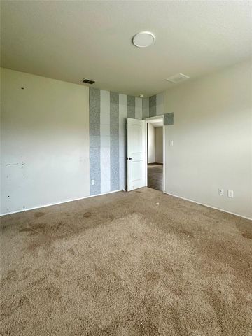 941 Armadillo DR, Seguin, TX 78155