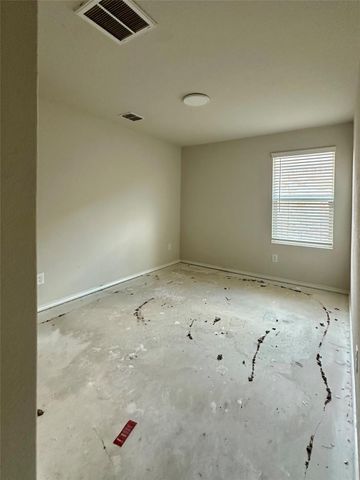 941 Armadillo DR, Seguin, TX 78155