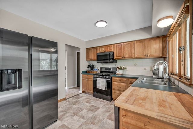 4717 Shriver Road, North Canton, OH 44720