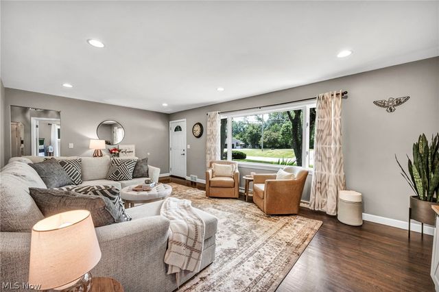 4717 Shriver Road, North Canton, OH 44720