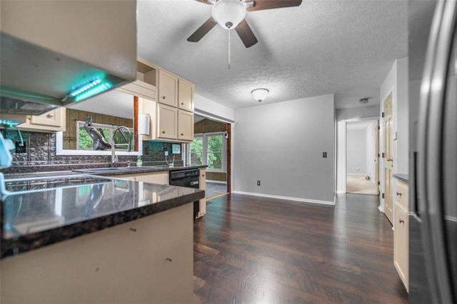 3572 Todd Drive, Douglasville, GA 30135