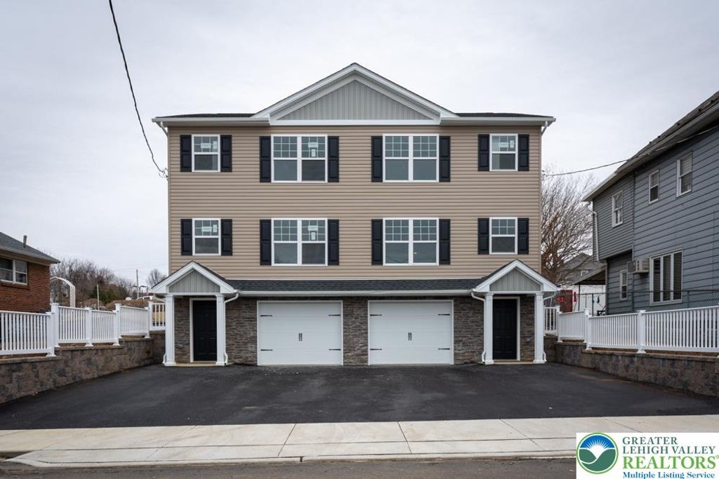 1641 Riegel Street, Hellertown Boro, PA 18055