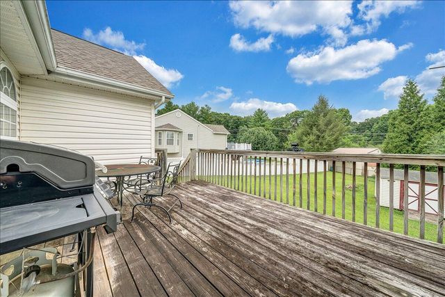 4633 Nevis DR, Salem, VA 24153