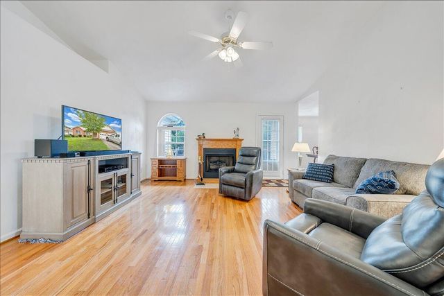 4633 Nevis DR, Salem, VA 24153